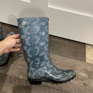 UGG Rainboots